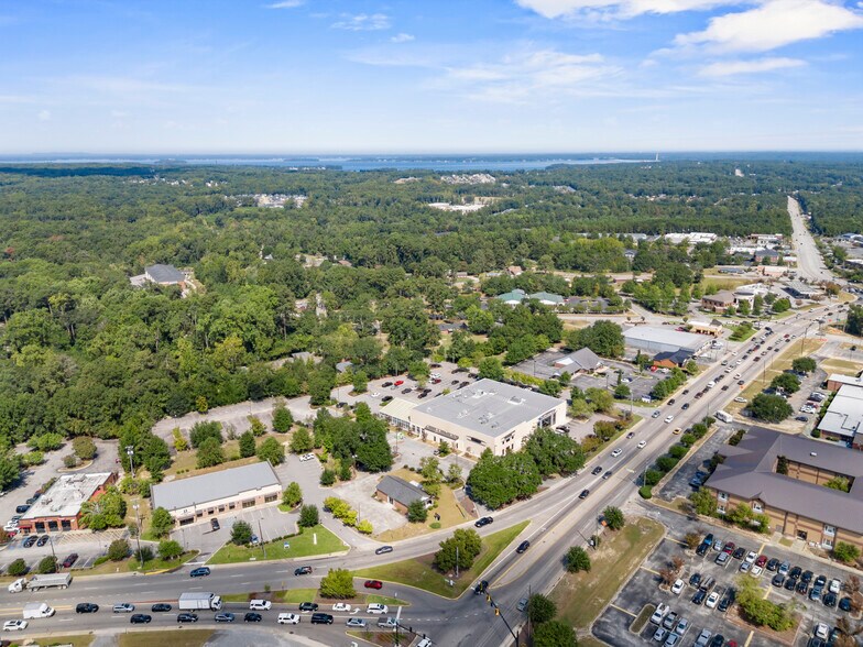 More Photos Of 104 Round Knob Rd, Lexington Office For Sale
