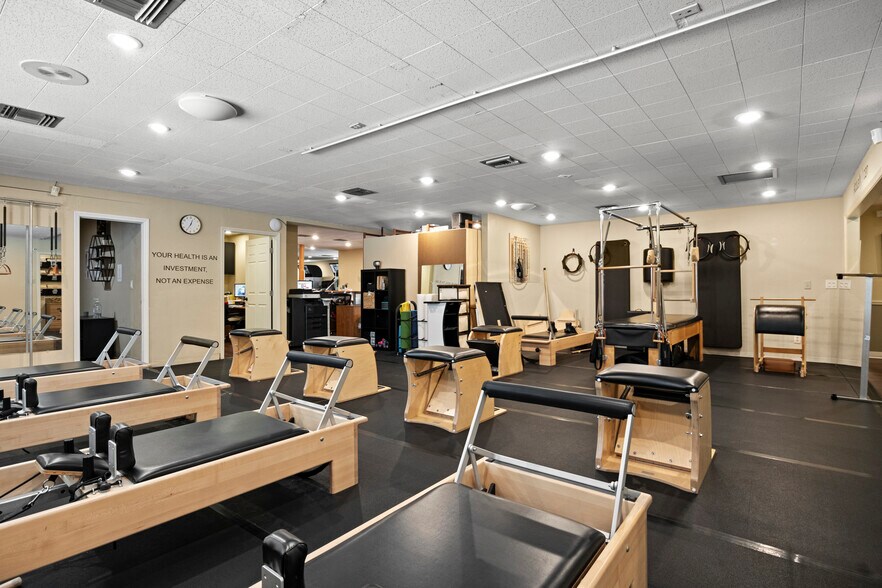 More Photos Of 1700 Dr. Martin Luther King, Jr. St N, Saint Petersburg Medical For Sale