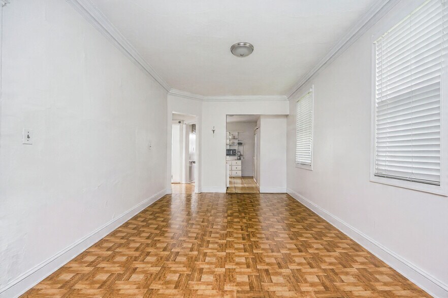 More Photos Of 58 Van Riper St, Staten Island Land For Sale