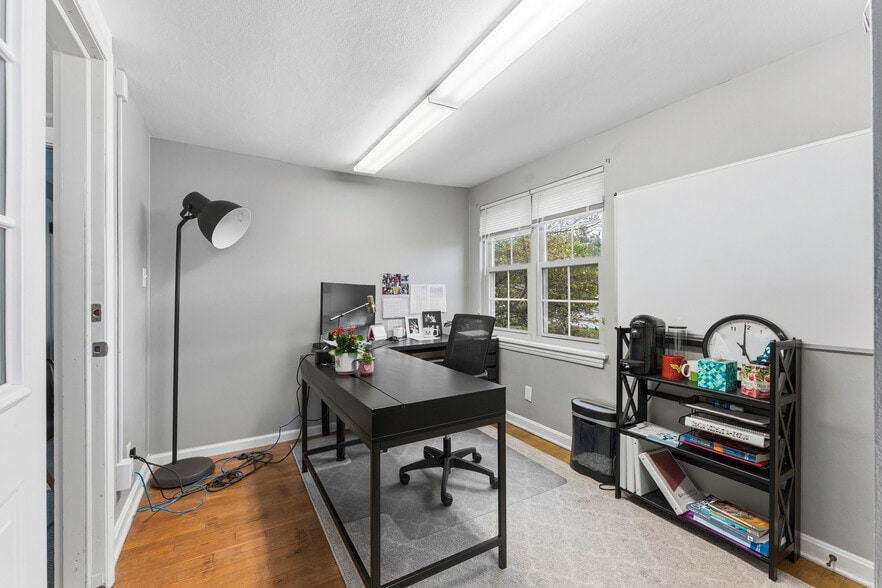 More Photos Of 201 N Cleveland Massillon Rd, Akron Office For Sale