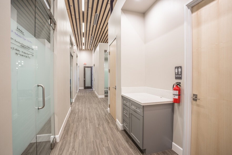 More Photos Of 1324 N Farrell Ct, Gilbert Warehouse For Sale