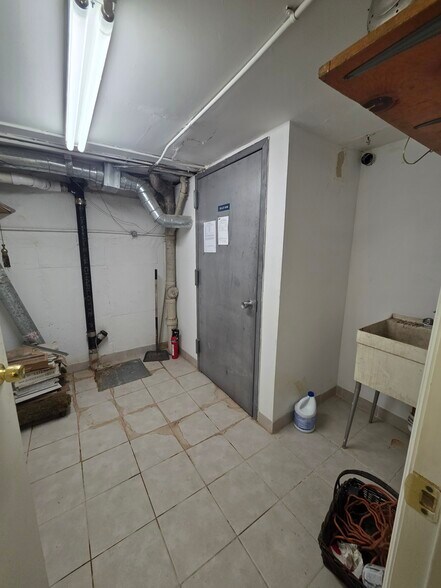More Photos Of 145-20 14th Ave, Whitestone Freestanding For Sale