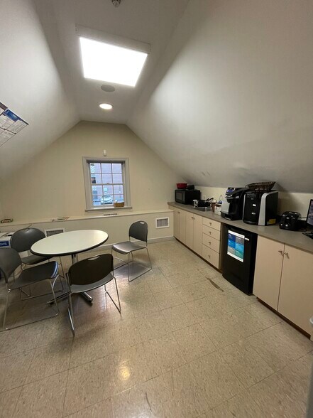 More Photos Of 40 Church St, White Plains Bank For Sale