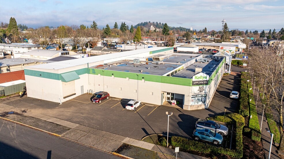 More Photos Of 1465 W 7th Ave, Eugene Freestanding For Sale