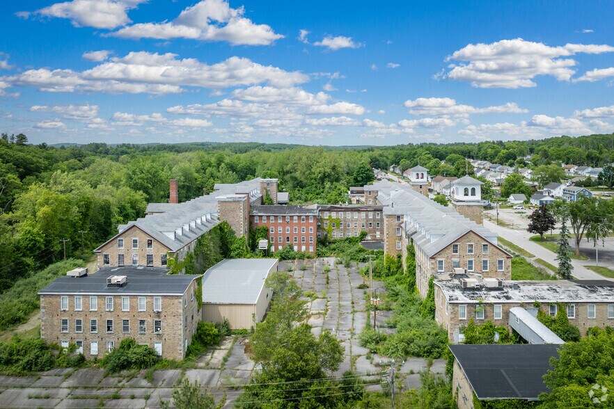 More Photos Of 51 S Walnut St, Wauregan Manufacturing For Lease