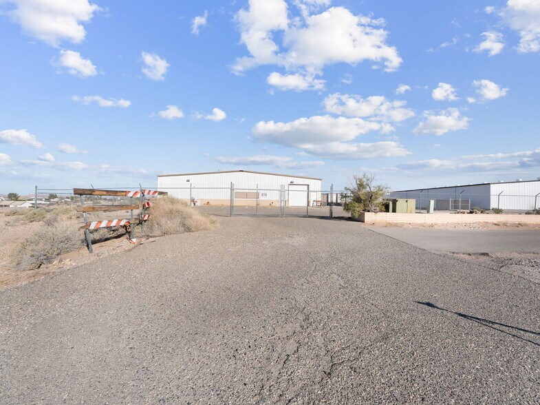 More Photos Of 480 Pat Ave, Overton Industrial For Sale