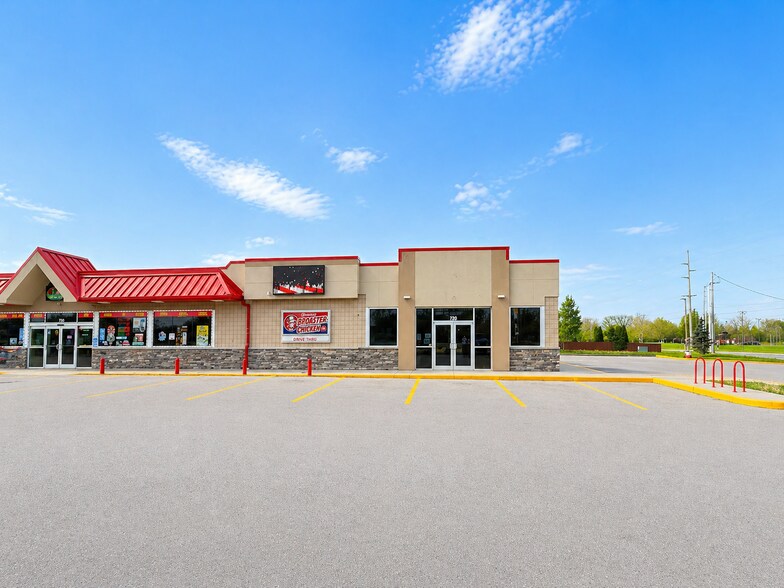 More Photos Of 720 E Tillman Rd, Fort Wayne Freestanding For Lease