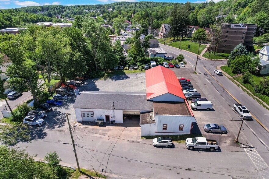 More Photos Of 301 N Main St, Liberty Auto Salvage Facility For Sale