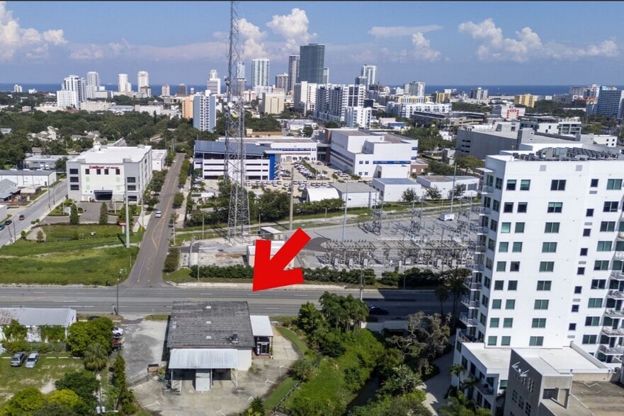 More Photos Of 200-210 16th St N, Saint Petersburg Freestanding For Sale