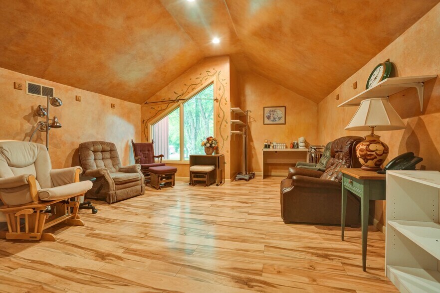 More Photos Of 1220 Valley Forge Rd, Phoenixville Office For Sale