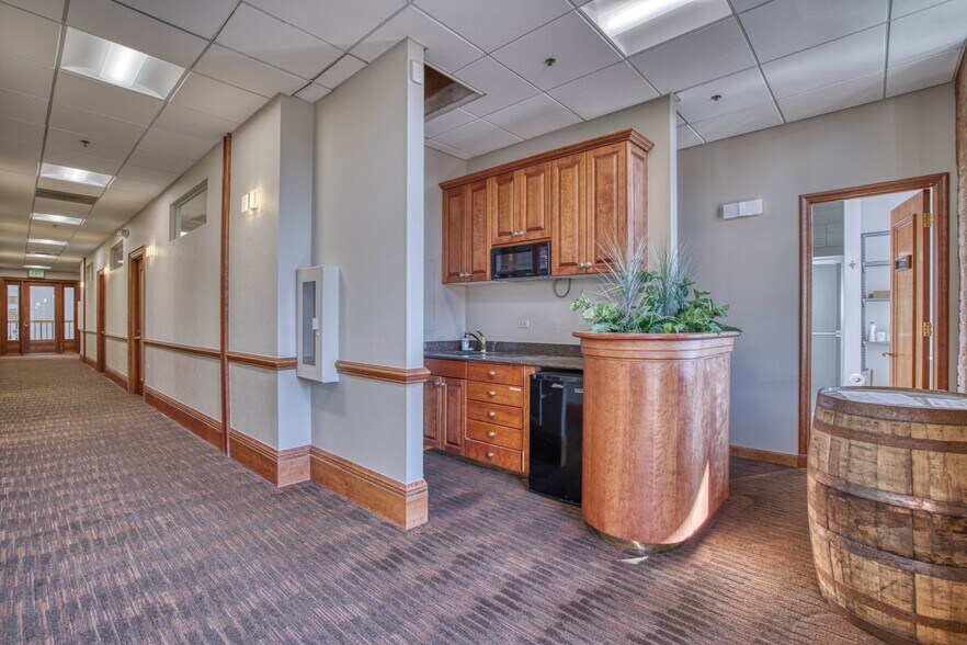 More Photos Of 1136 Pearl St, Boulder Office For Lease