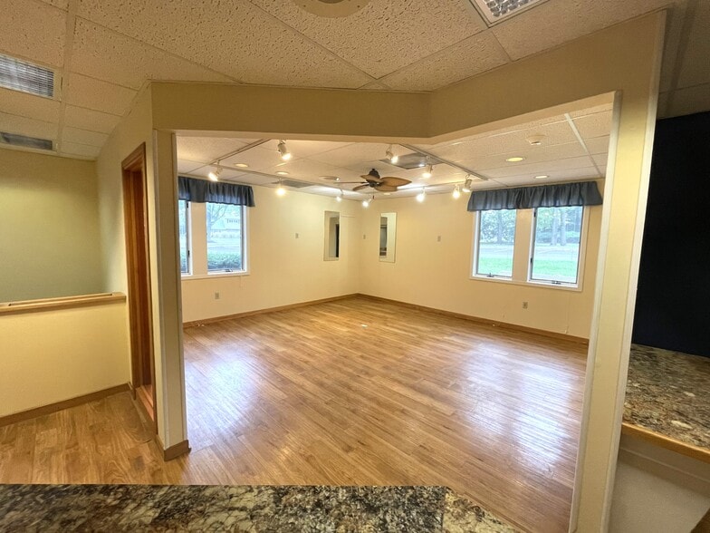 More Photos Of 333 N Oxford Valley Rd, Fairless Hills Medical For Sale