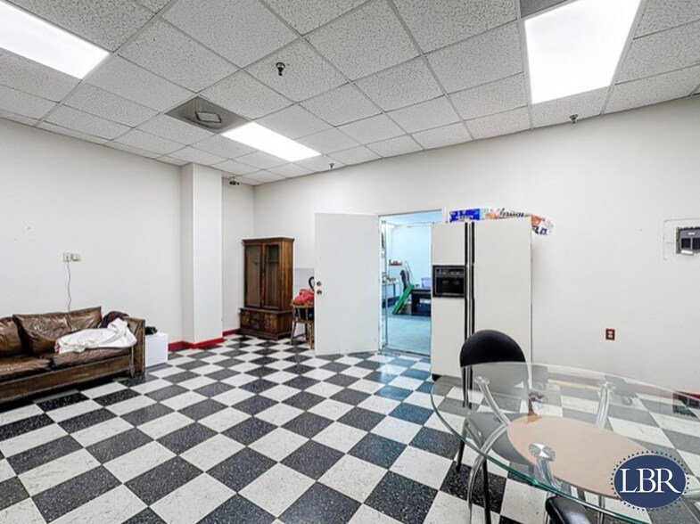 More Photos Of 912 E New Haven Ave, Melbourne Storefront For Sale