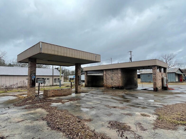 Primary Photo Of 00 7th St, Mount Olive General Retail For Sale