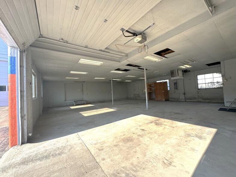 More Photos Of 3711 Nat'l rd, Richmond Self Storage For Lease