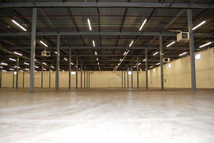 More Photos Of 15 Division St, Fairview Warehouse For Lease