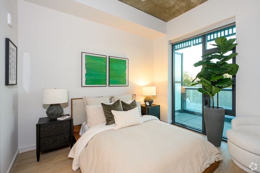 More Photos Of 3030 S Potomac Ave, Arlington Multifamily For Sale