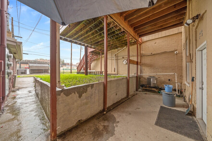 More Photos Of 614-616 Cherokee St, Leavenworth Apartments For Sale