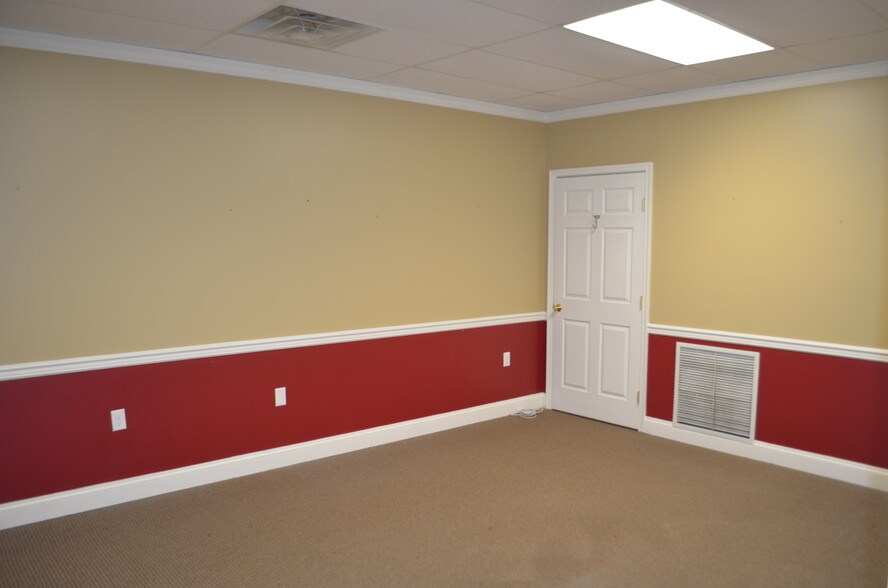 More Photos Of 2309 Bel Air Rd, Fallston Medical For Lease