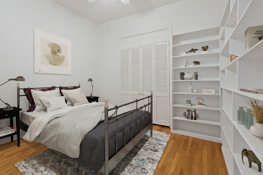 More Photos Of 678 Manhattan Ave, Brooklyn Storefront Retail Residential For Lease