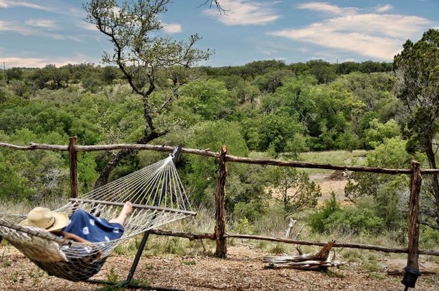 More Photos Of 545 County Road 421, Spicewood Land For Sale