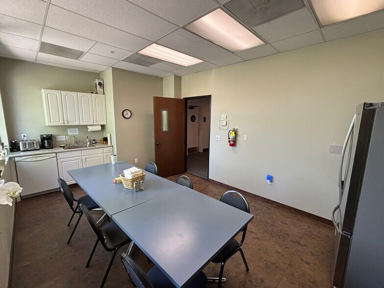 More Photos Of 438 S Murphy Ave, Sunnyvale Medical For Lease