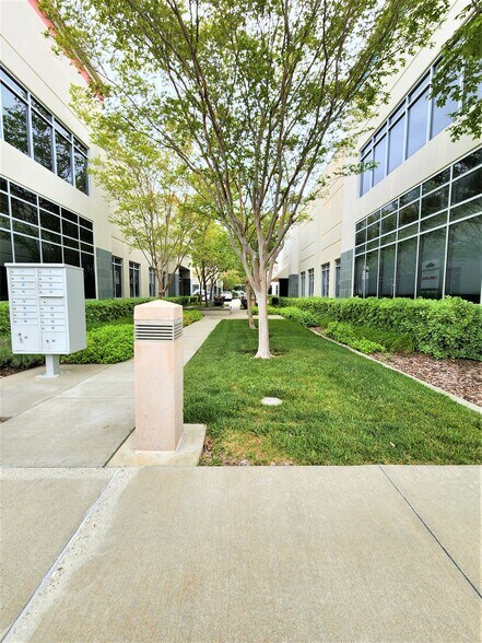 More Photos Of 4725-4737 Mangels Blvd, Fairfield Light Distribution For Sale