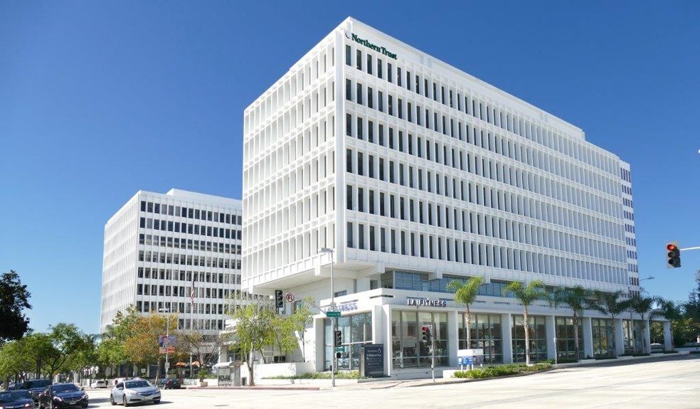 More Photos Of 225 S Lake Ave, Pasadena Unknown For Lease