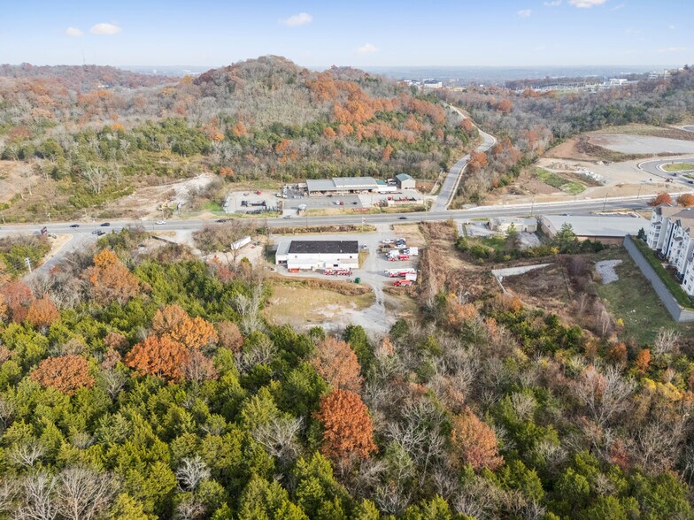 More Photos Of 3502 Dickerson Pike, Nashville Flex For Sale