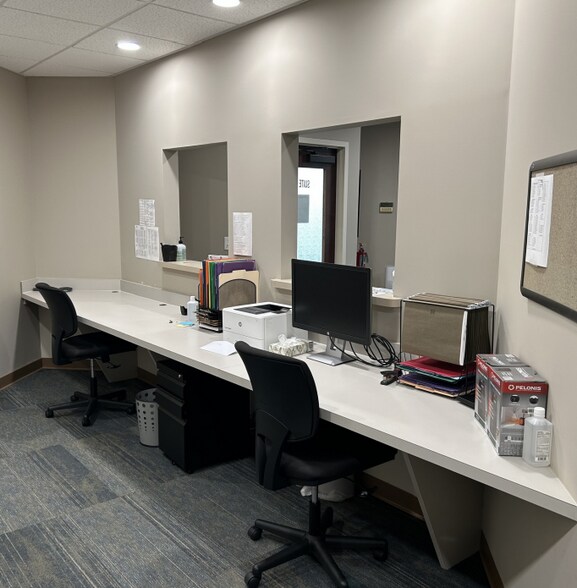 More Photos Of 1084 Cromwell Ave, Rocky Hill Medical For Lease