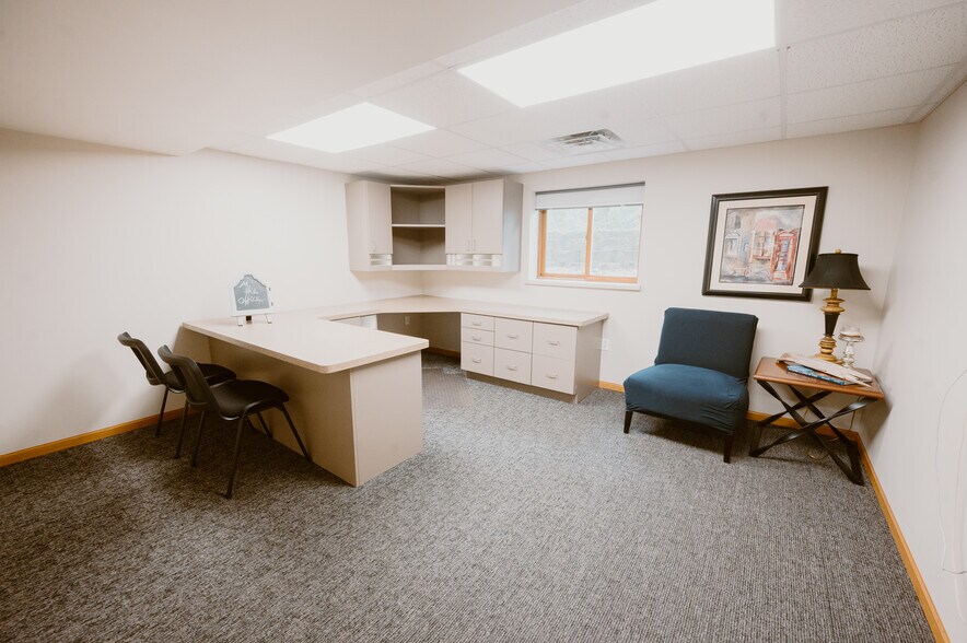 More Photos Of 2560 E Main St, Reedsburg Flex For Lease
