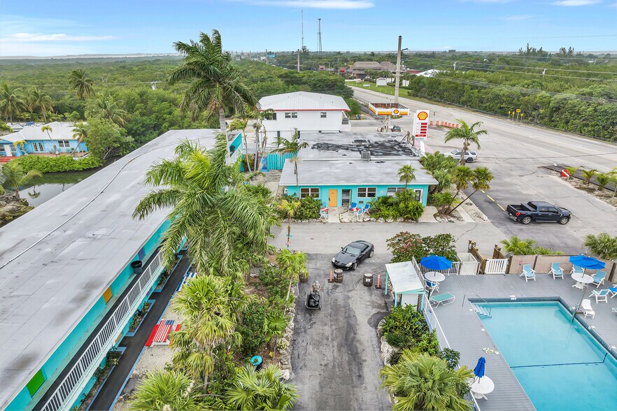 More Photos Of 27340 Overseas Hwy, Ramrod Key Hotel For Sale