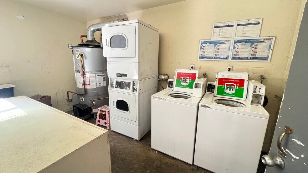 More Photos Of 2614 Griffin Ave, Los Angeles Apartments For Sale
