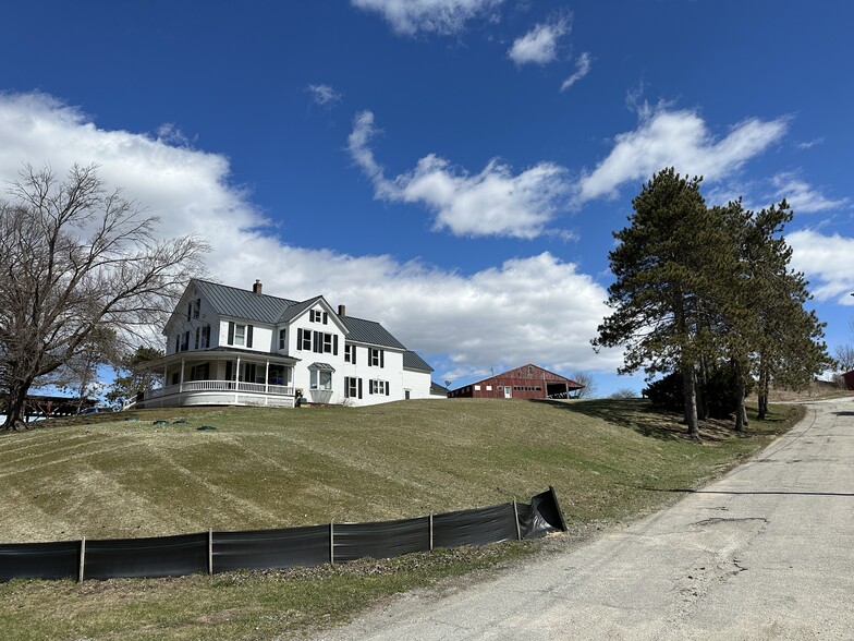 More Photos Of 2096 US 7, Rutland Specialty For Sale