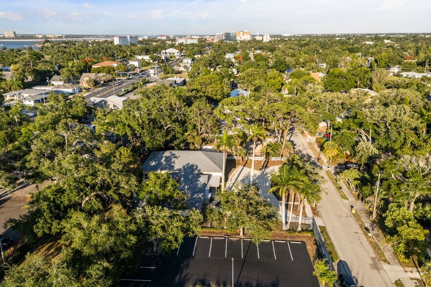 More Photos Of 2726 6th Ave W, Bradenton Serviced Offices For Sale