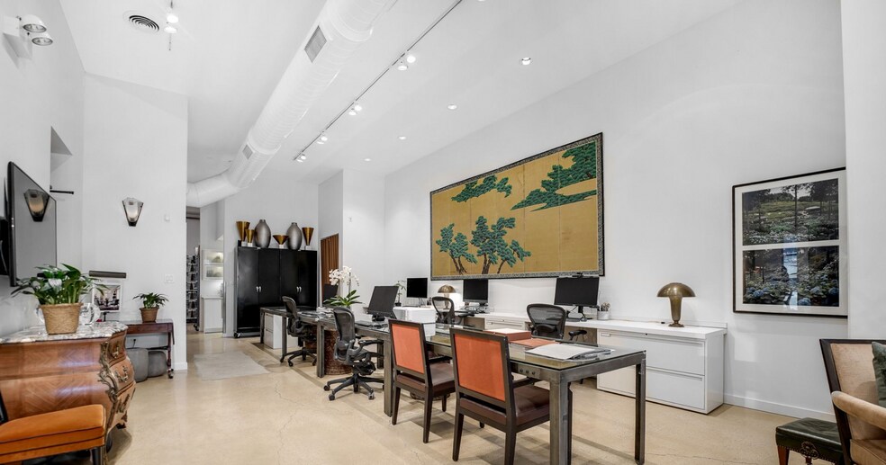 More Photos Of 1847 W Grand Ave, Chicago Storefront Retail Residential For Sale