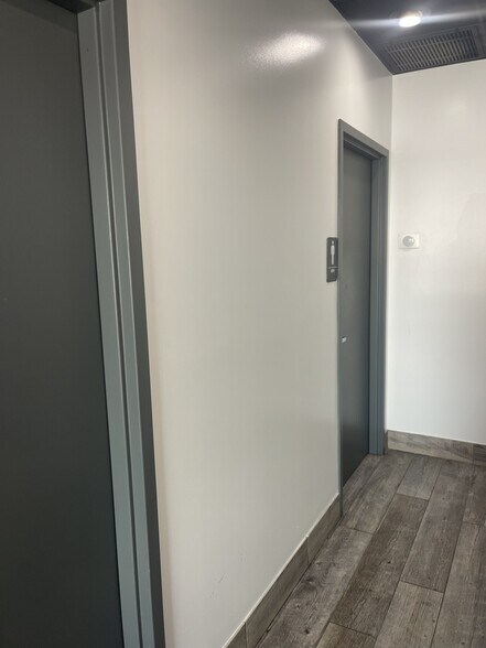 More Photos Of 3617 Perkins Rd, Baton Rouge General Retail For Sale