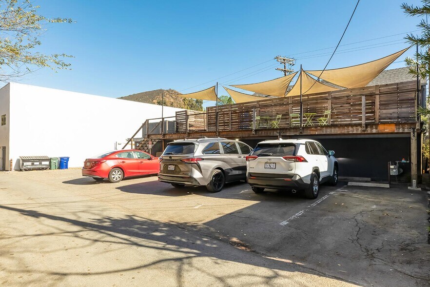 More Photos Of 3361-3365 Barham Blvd, Los Angeles Loft Creative Space For Lease