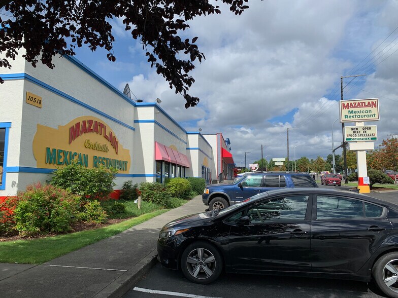 Primary Photo Of 10518-10604 Pacific Hwy SW, Lakewood Freestanding For Lease