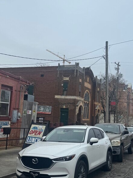 More Photos Of 346 N Main St, Memphis Restaurant For Sale