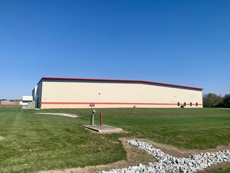 More Photos Of 910 Progress Dr, Richmond Industrial For Lease