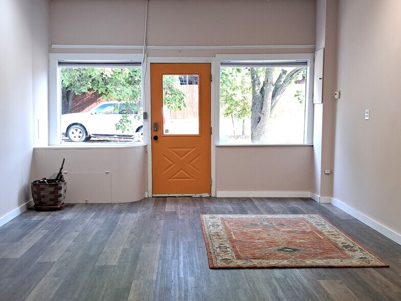 More Photos Of 5402 Magnolia Ave, Saint Louis Storefront Retail Residential For Sale