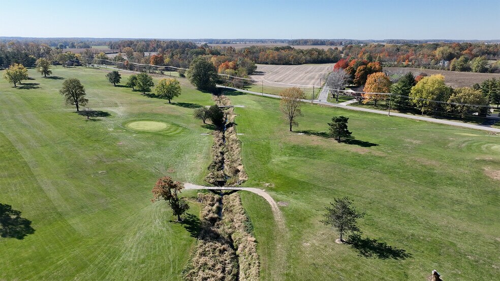 More Photos Of 1605 W Water St, Hartford City Land For Sale