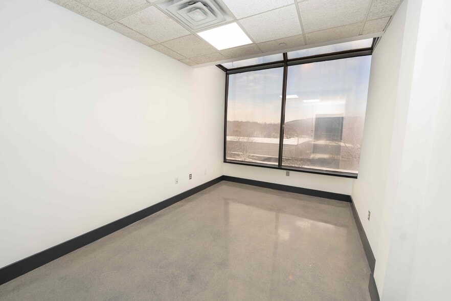 More Photos Of 8 John Walsh Blvd, Peekskill Office For Lease