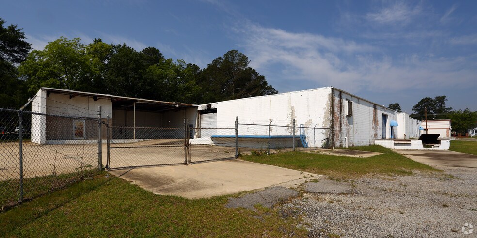 More Photos Of 6182 N Main St, Columbia Warehouse For Sale