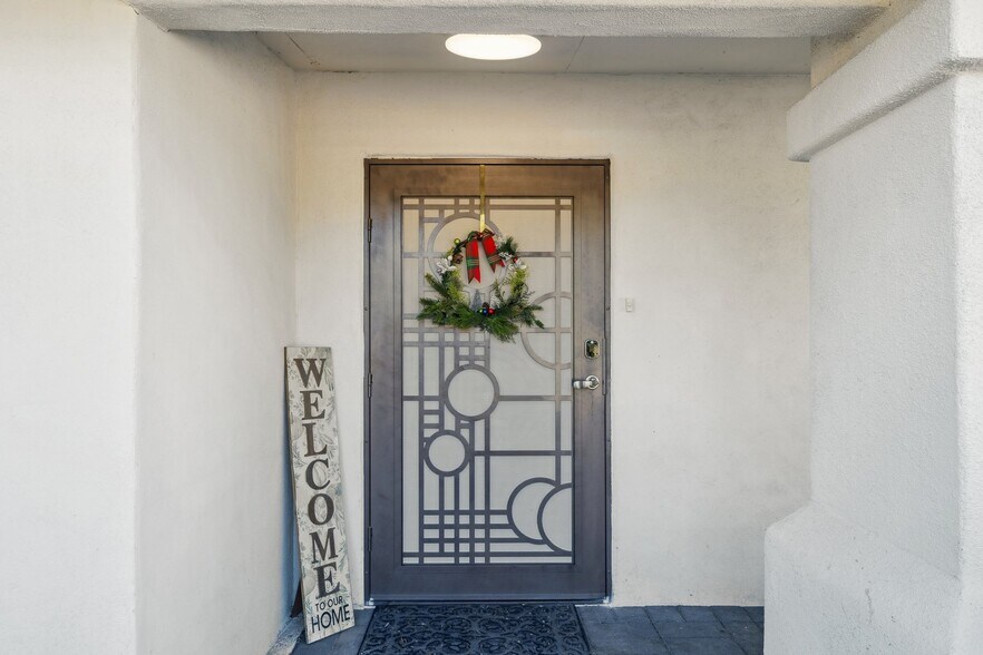 More Photos Of 5926 E Wilshire Dr, Scottsdale Assisted Living For Sale