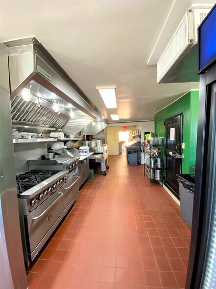 More Photos Of 719 Main St, Truth Or Consequences Restaurant For Sale