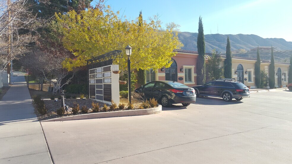 More Photos Of 154 N Festival Dr, El Paso Medical For Sale