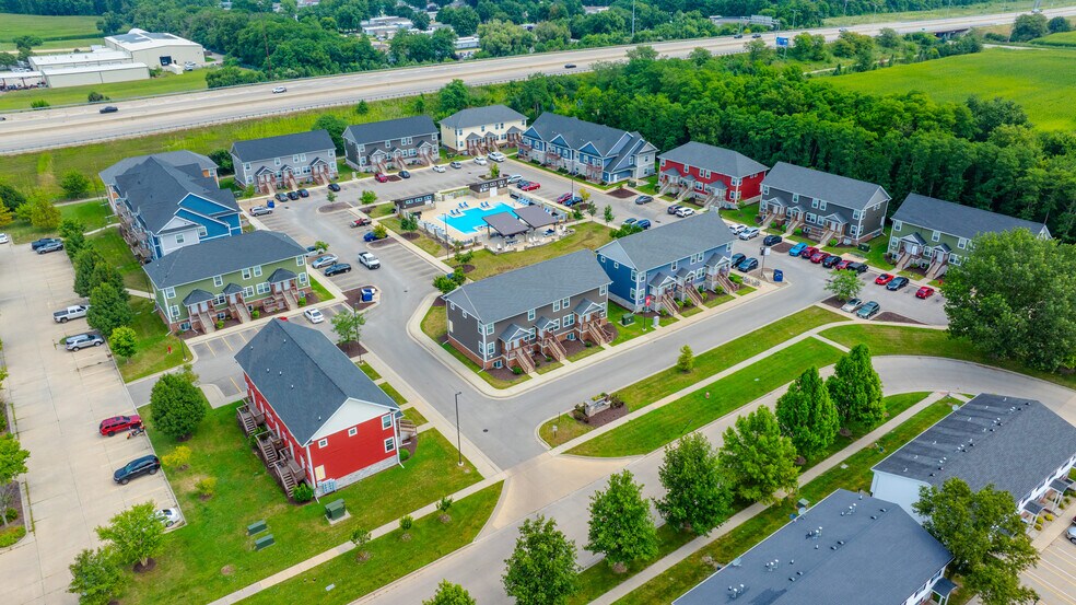 More Photos Of 120 McKnight st, Normal Multifamily For Sale