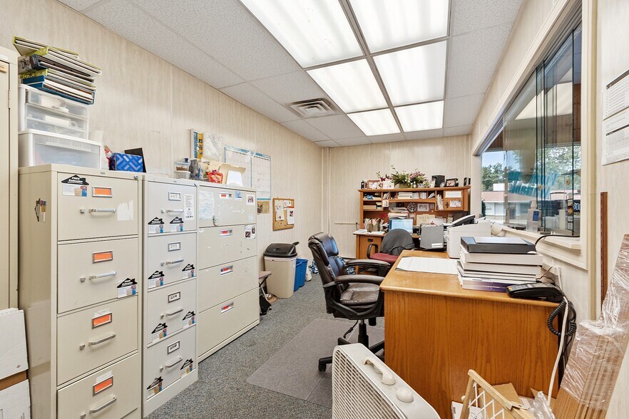 More Photos Of 359 Summer St, Fitchburg Storefront For Sale